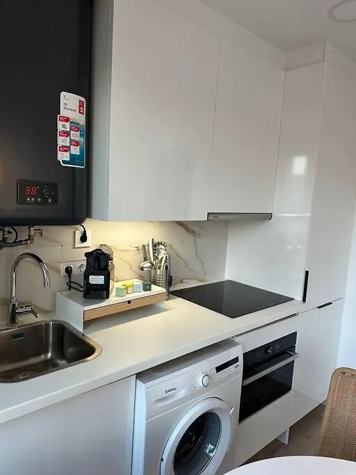 Lägenhet Apartamento En El Casco Antiguo De L' Escala Spanien